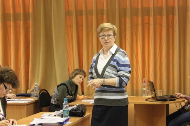 7 Выступает Т.Ф. Лиховид (МГУКИ).JPG